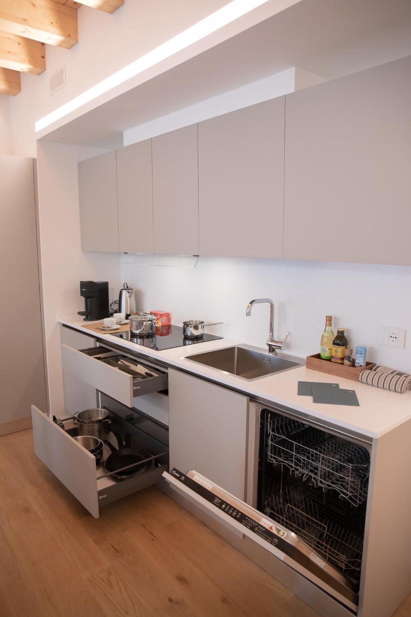 Amendola City View Apartments Suite Romantica コモ エクステリア 写真