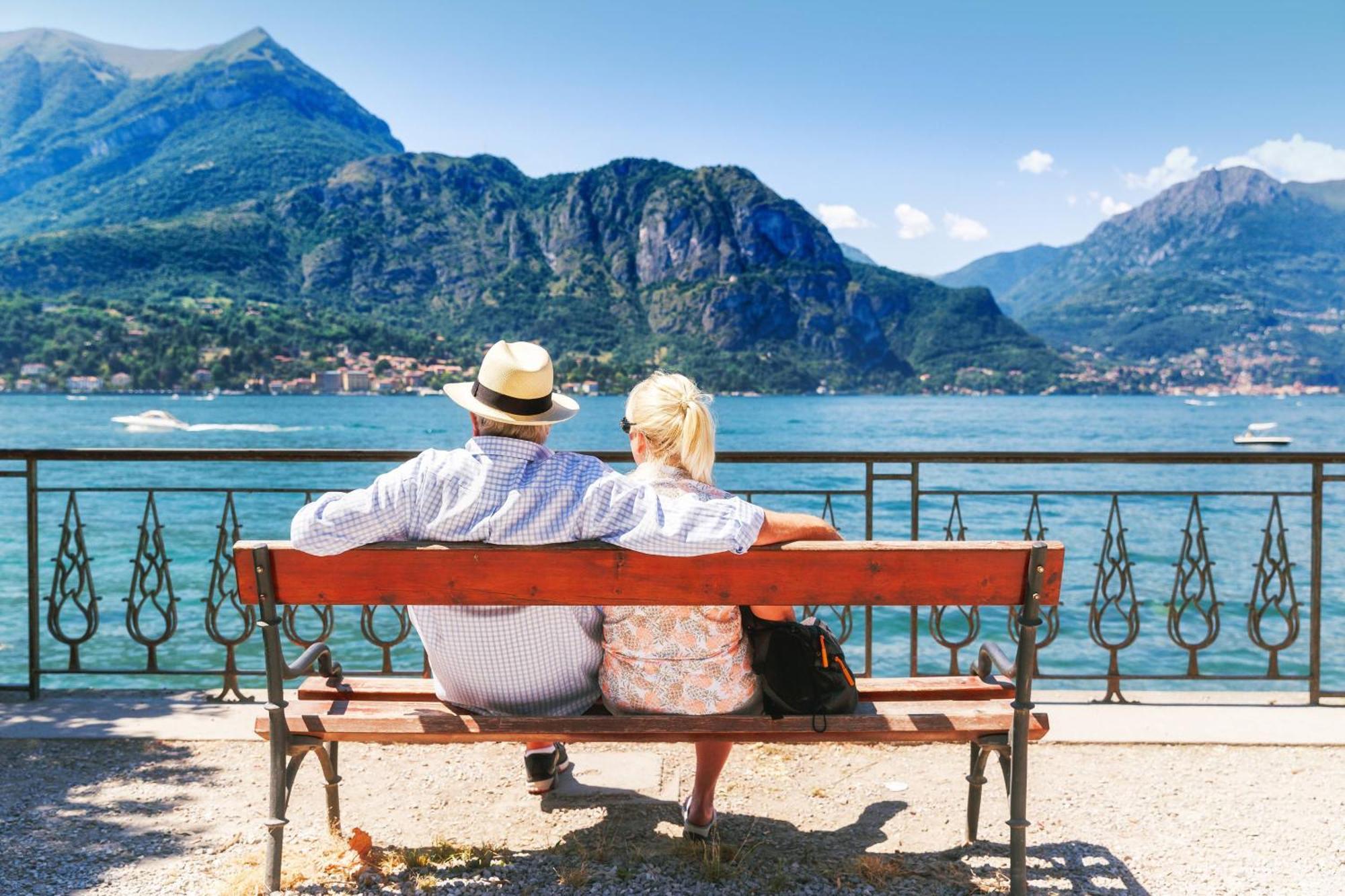 Amendola City View Apartments Suite Romantica コモ エクステリア 写真